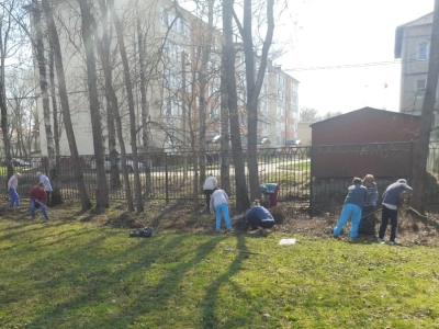 Субботник продолжается