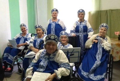 Если с другом вышел в путь, веселей дорога