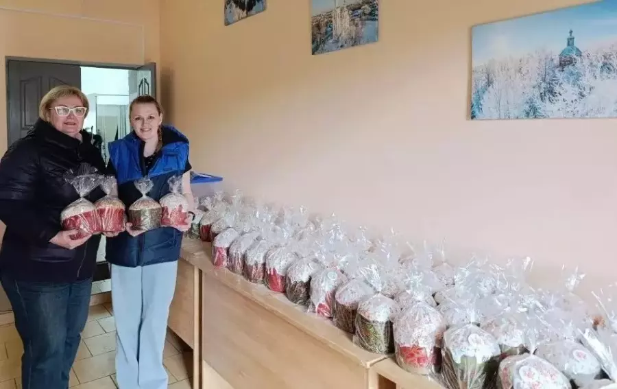 Куличи от Социальной пекарни Вяземской епархии