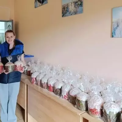 Куличи от Социальной пекарни Вяземской епархии