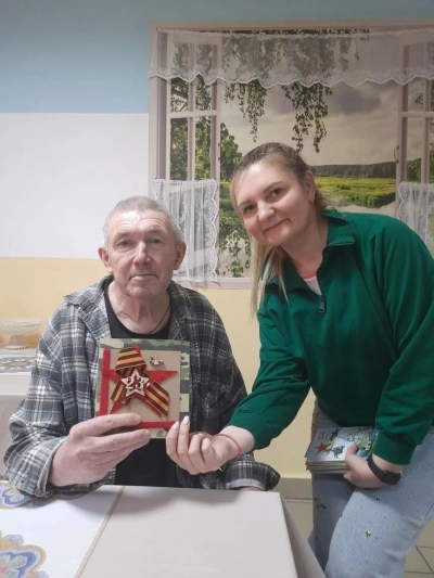 Поздравления с Днем защитника Отечества вручили жителям Вяземского дома-интерната