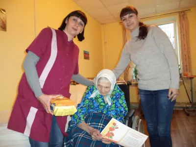 Исполнилось 90 лет проживающей Вяземского дома-интерната Смирновой Раисе Степановне