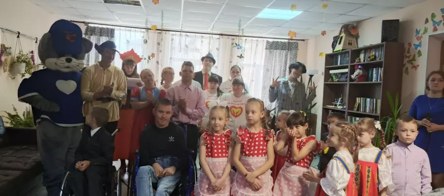 С Днём пожилого человека!
